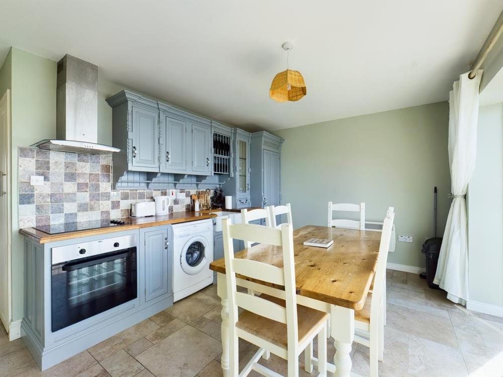 Holiday Apartment Iris วอเตอร์ฟอร์ด ภายนอก รูปภาพ