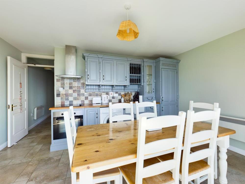 Holiday Apartment Iris วอเตอร์ฟอร์ด ภายนอก รูปภาพ